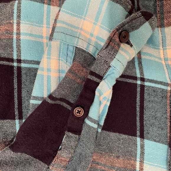 Woolrich woman flannel shirt. - Picture 6 of 10
